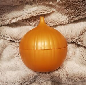 Hutzler Onion Saver Keeper Storage Container Keeps Fresh Longer 2011 #59